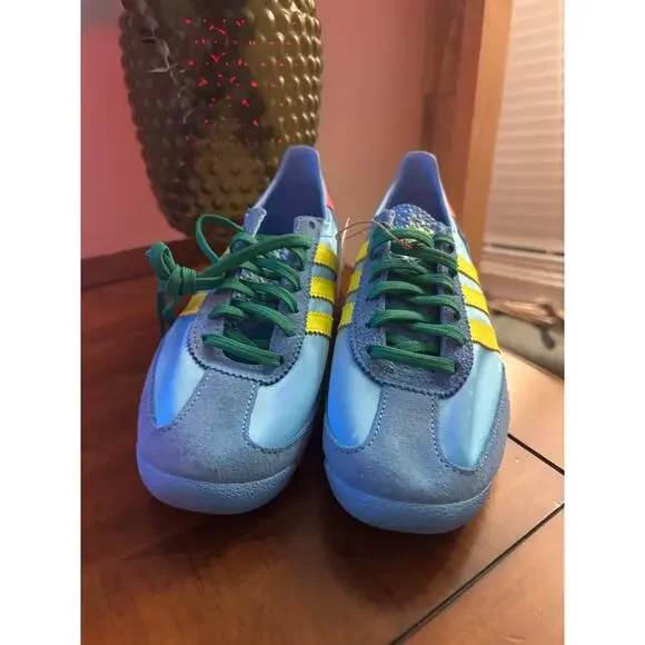 Adidas Women’s SL 72 Sneaker - Picture 3 of 9